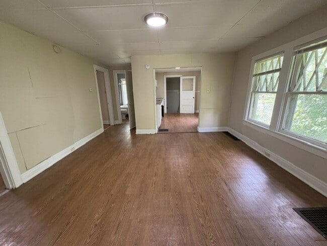 Photo - 516 Wildwood Ave