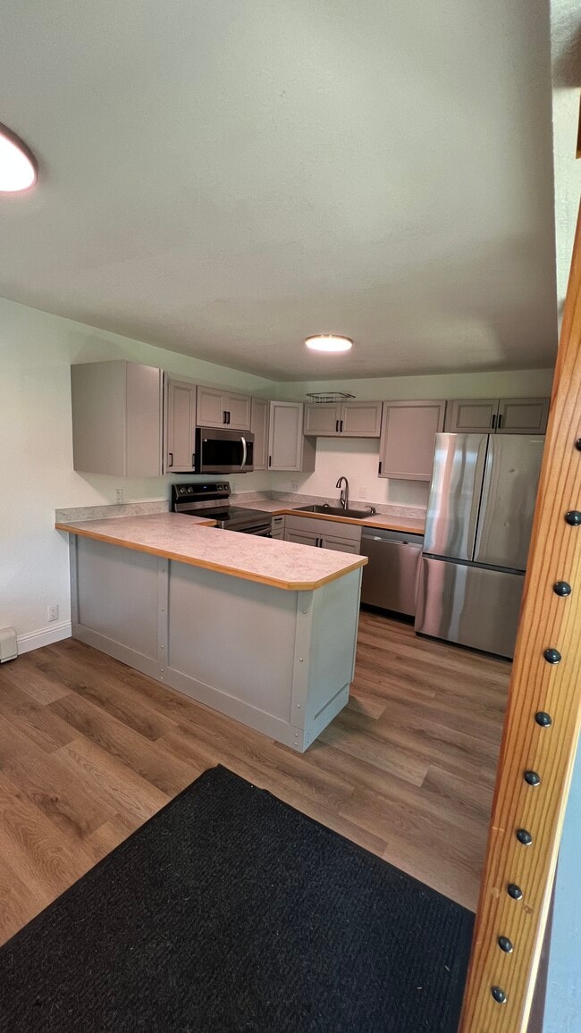 Photo - 211 W Manor Ave