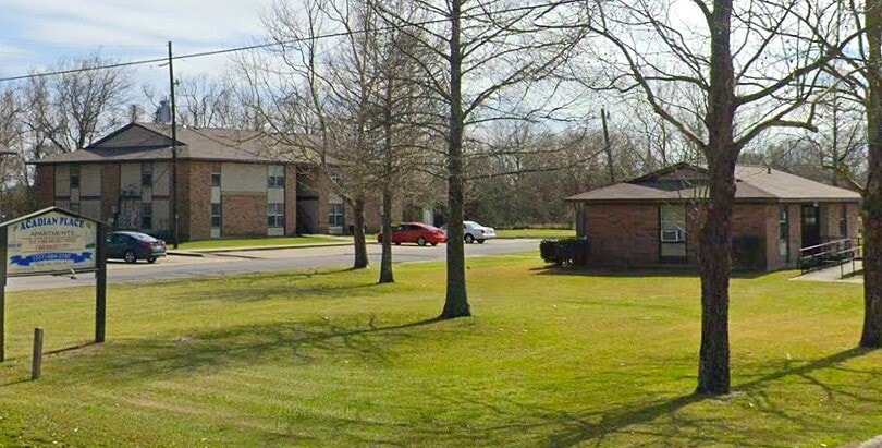 Photo - 114 Acadian Pl