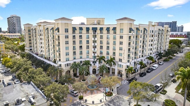 Building Photo - 610 Clematis St Unit 336