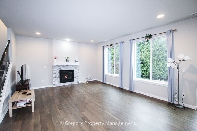 Photo - 19209 8th Ave W