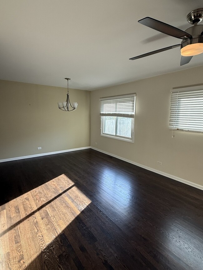 Photo - 2631 Smith St