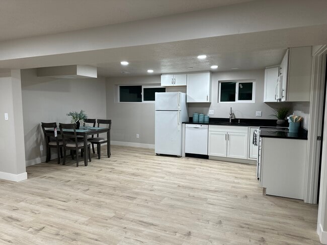 Photo - 1268 E 5600 S Unit B