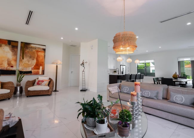 Photo - 17320 SW 92nd Ct