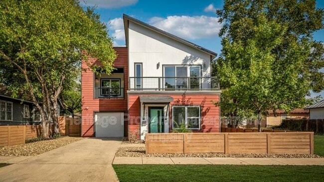 Photo - 1417 E Crockett St