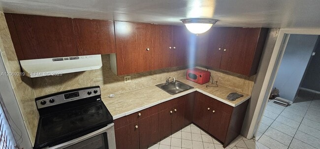 Photo - 4168 Inverrary Dr Unit 112