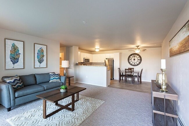 FOX CROSSING ESTATES
