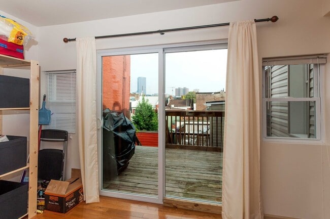 Photo - 124 S 12th St Unit 2