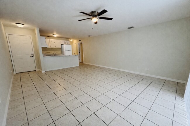 Photo - 492 Del Monte Rd