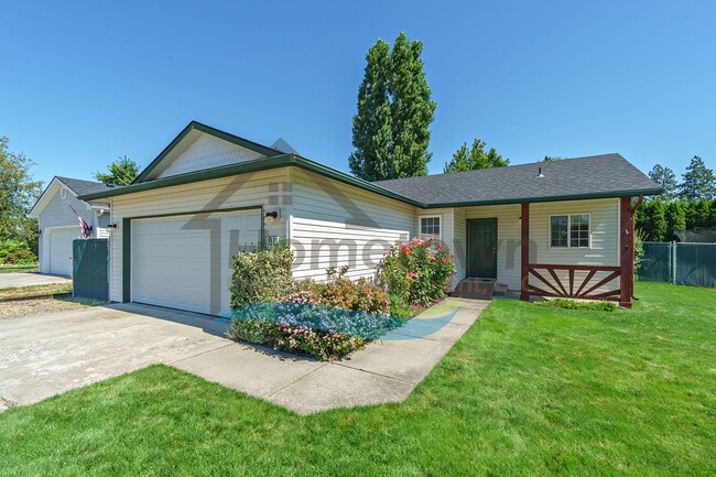 3 Bedroom 2 Bathroom Home with Attached 2 ... - 3 Bedroom 2 Bathroom Home with Attached 2 ...