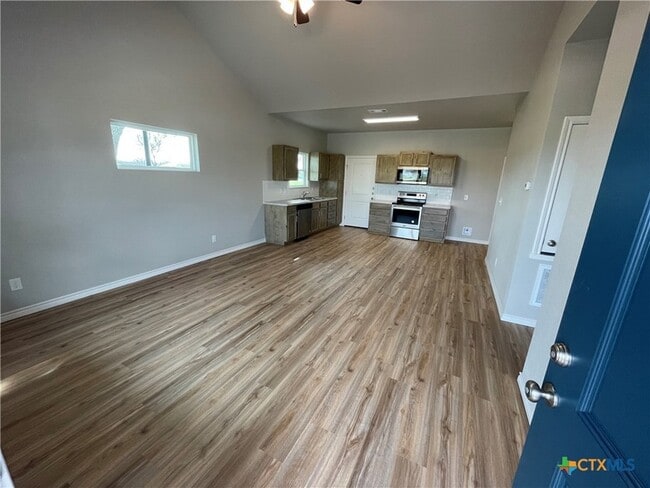 Photo - 1180 Fm 2623