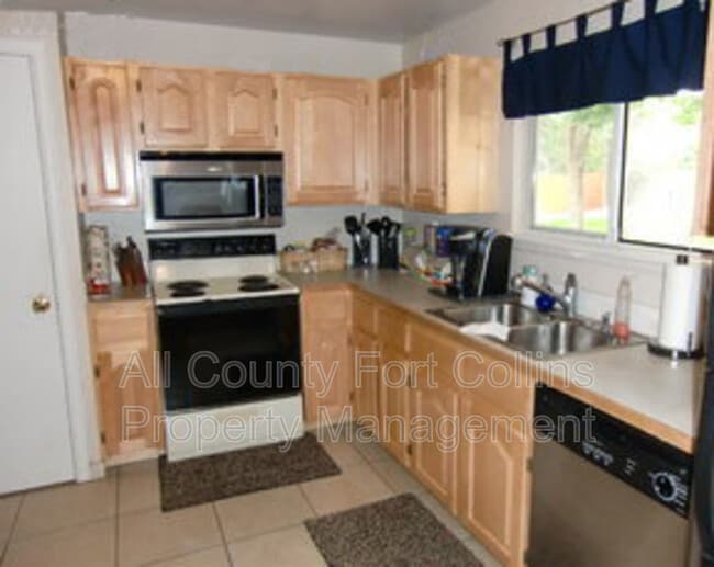 Photo - 2203 Coyote Pl