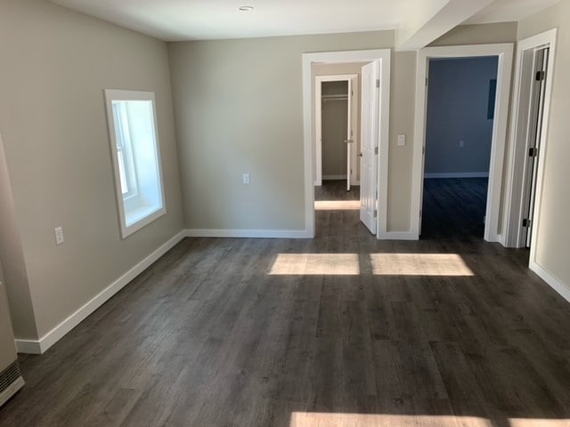 Photo - 77 Railroad St