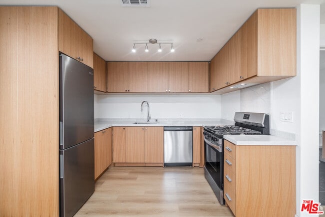 Photo - 1822 Overland Ave Unidad 101