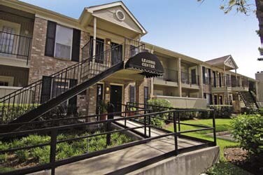 Building - Hunters Point