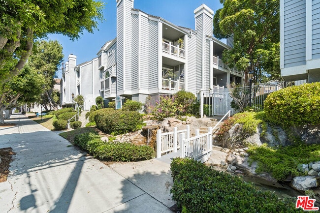 Photo - 8500 Falmouth Ave Unidad 3202
