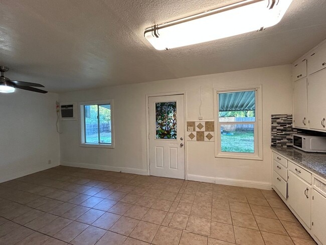 Photo - 5475 Miners Ranch Rd