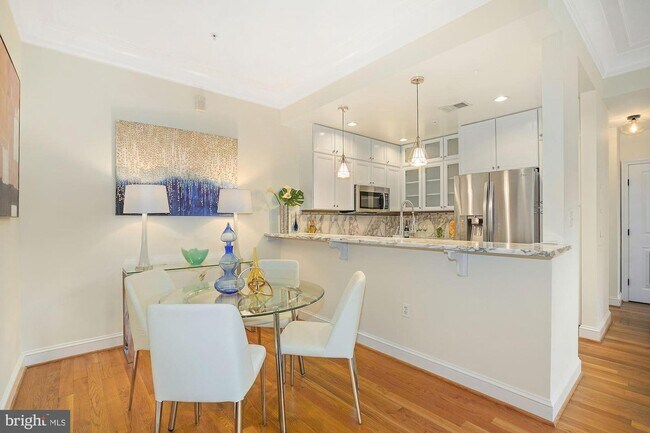 Photo - 1323 Clifton St NW Condo Unit 11
