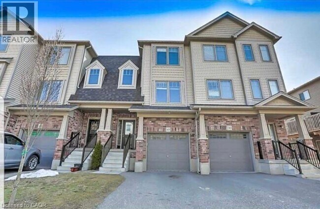 Photo - 750 Lawrence St