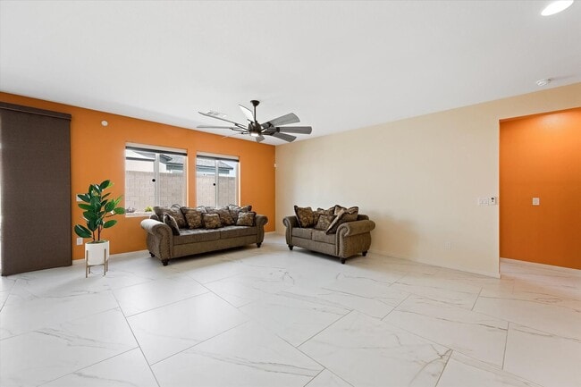 Photo - Upgragded 4-Bedroom Home with Casita in Ga...