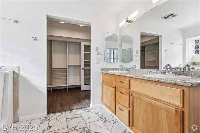 Building Photo - 1911 Hobson Dr Rental