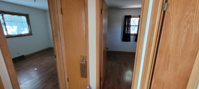 Photo - 7602 Parker St