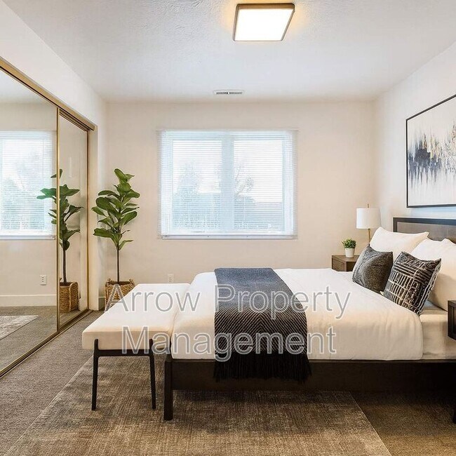 Photo - 2323 T St Unidad 10