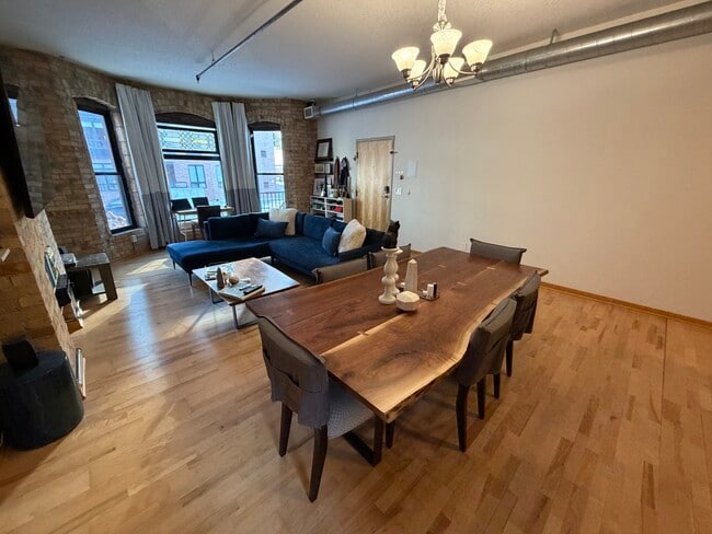 Photo - 523 S 9th St Unit 2