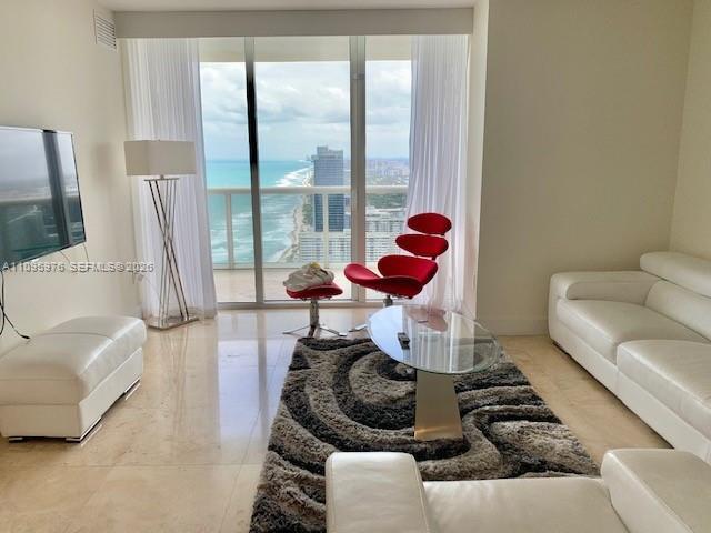 Building Photo - 1830 S Ocean Dr Unit 4904