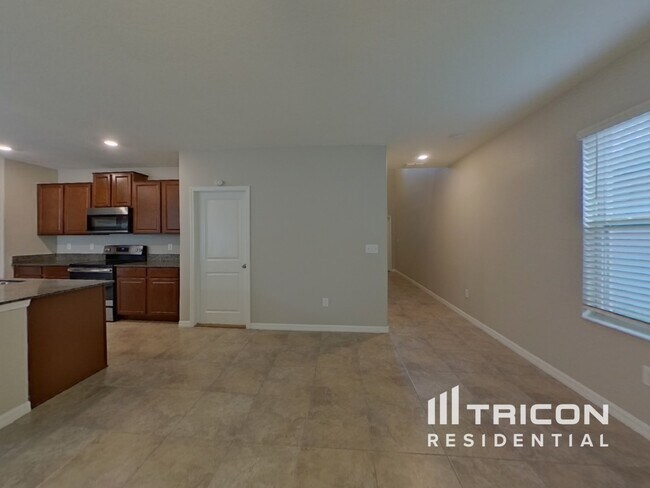 Photo - 10015 RoseMary Leaf Ln