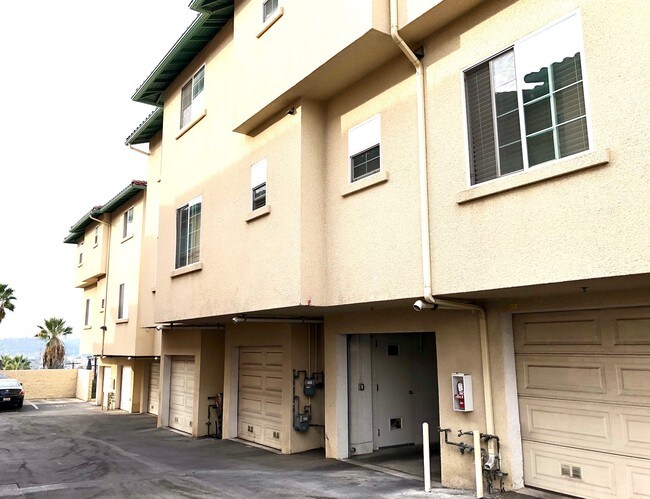 2 Car Garage