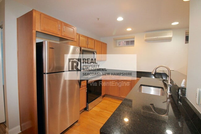 Building Photo - 159 State Street Unit 1a