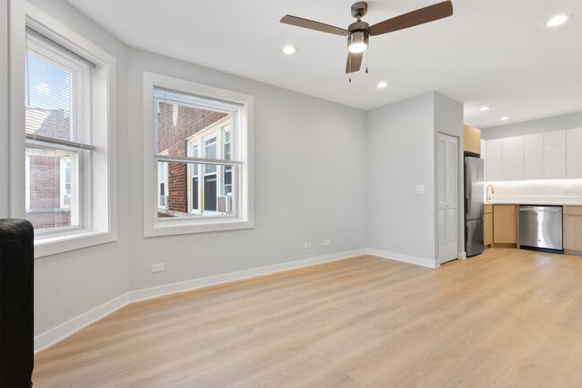 Photo - 7383 N Damen Ave Unit 2E