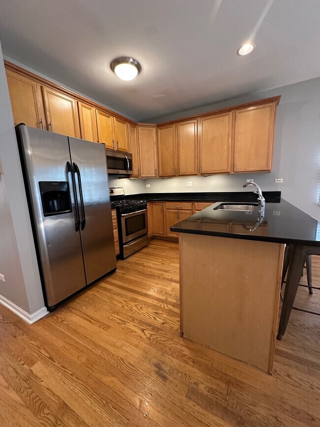 Cocina (1) - 724 N Willard Ct Unidad 2