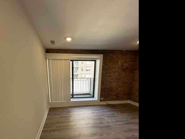 Photo - 2 bedroom in Chicago IL 60610 Unit 2BD