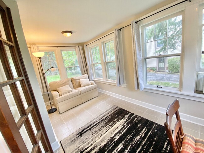 Photo - 1611 Maple Rd Unidad ID1057692P