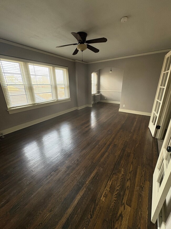 Photo - 1235 E Elm St Unit 1235