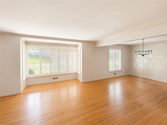 Photo - 20 Briar Patch Rd