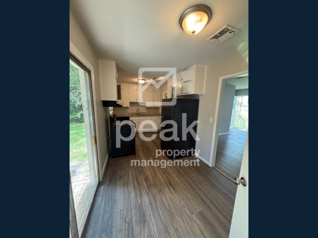 Photo - $1,199! 3Bed/ 1.5 Bath House! North of Bir...