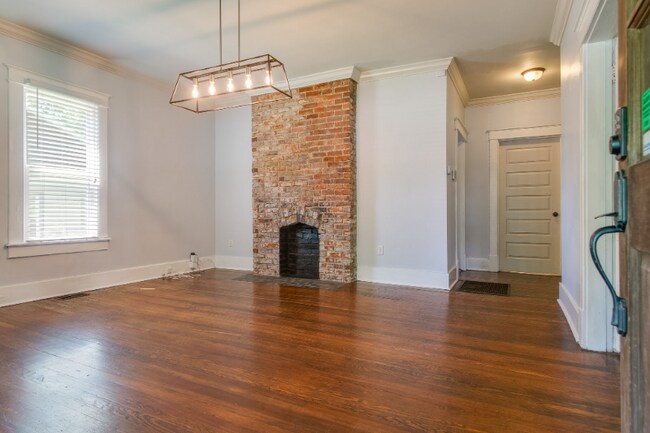 Photo - 1442 Pennock Ave