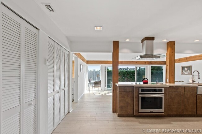 Photo - 11792 Wimbledon Cir