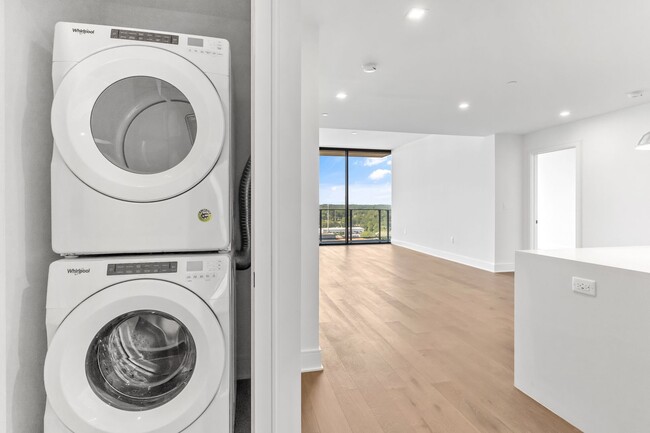 Photo - 788 West Marietta St NW Unit 909