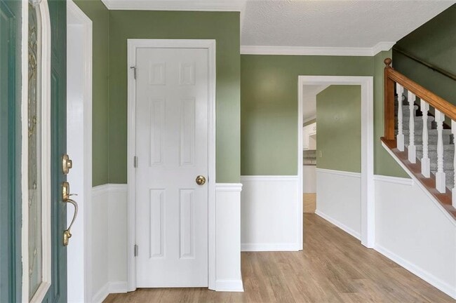 Photo - 1880 Meadowchase Ct