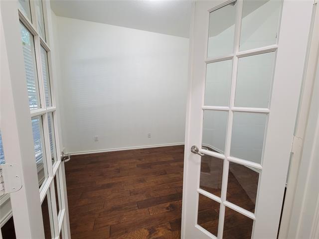 Photo - 9320 Woodhurst Dr