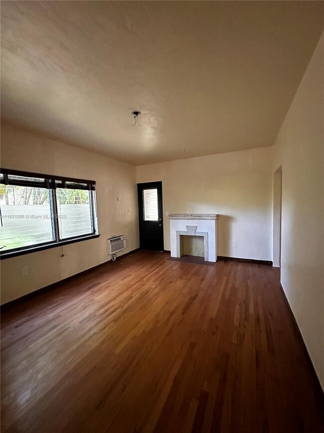 Photo - 1560 Jefferson Ave Condo Unit 1