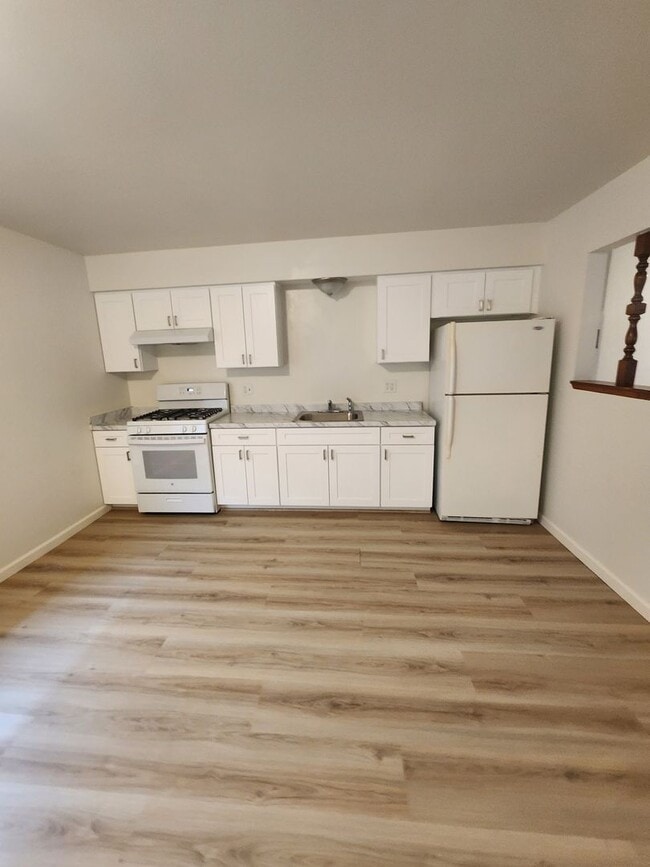 Photo - L77700 Apartment Unit 3