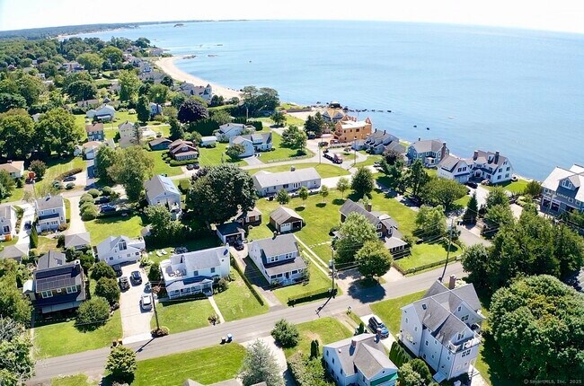 Photo - 27 Ridgewood Ave