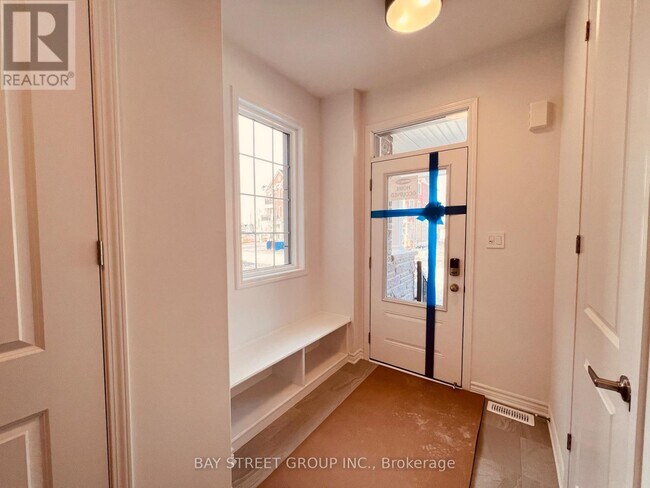 Photo - 127 Azure Dr