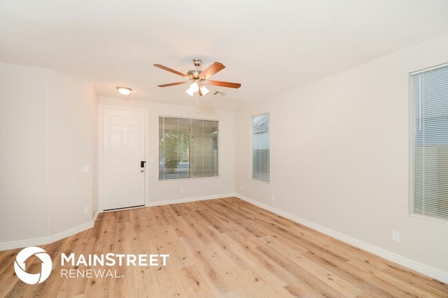 Photo - 17526 W Hope Dr