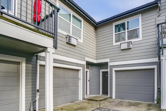 BEAUTIFUL CONDO ON THE COLUMBIA RIVER - BEAUTIFUL CONDO ON THE COLUMBIA RIVER Unit 1718